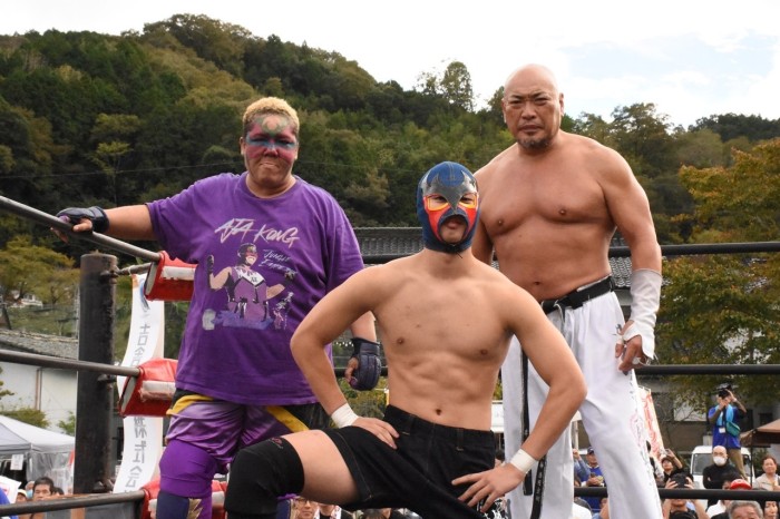 デニムマン鮮烈デビュー