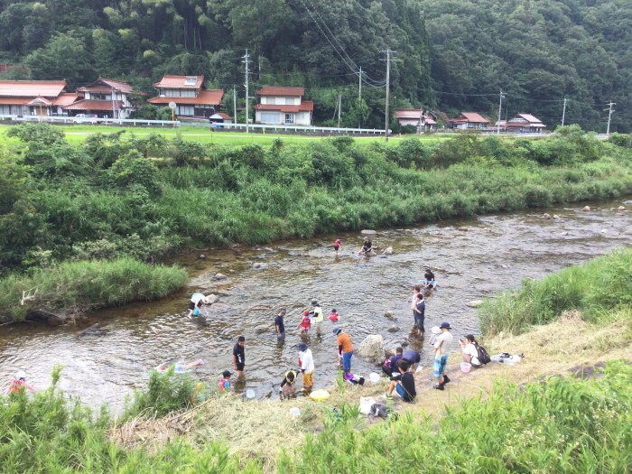 川遊び開始