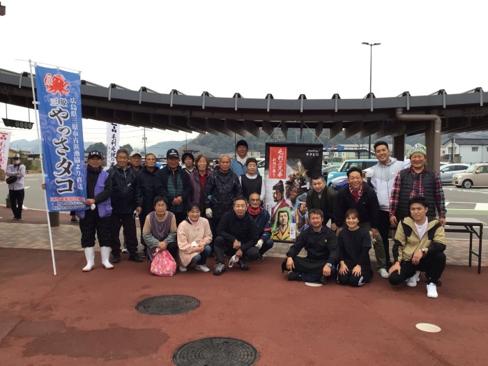 毛利3兄弟FES 終了後の集合写真 次回もよろしくお願いします!!
