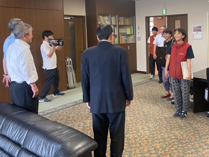 町長室にて