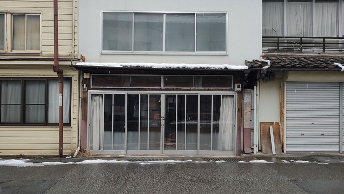 きっかけは、「ここから向かいのお店を眺めたい」