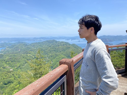 サムネイル画像（平岡幸人）