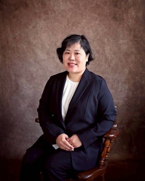 サムネイル画像（小林由佳）